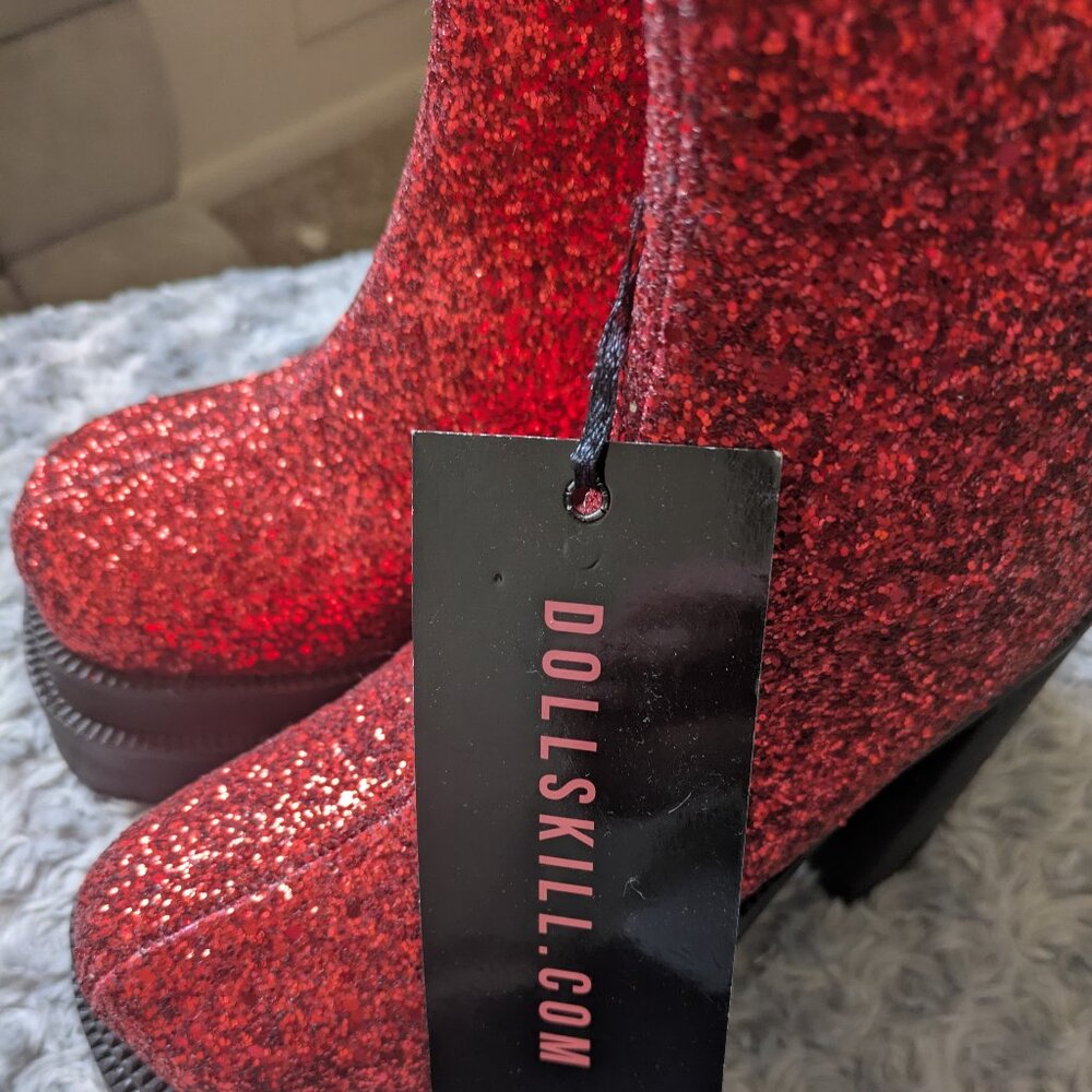 Dollskill Tricks n Treatz Mystical Sparks Platform Boots Size 5 Red Glitter Boot